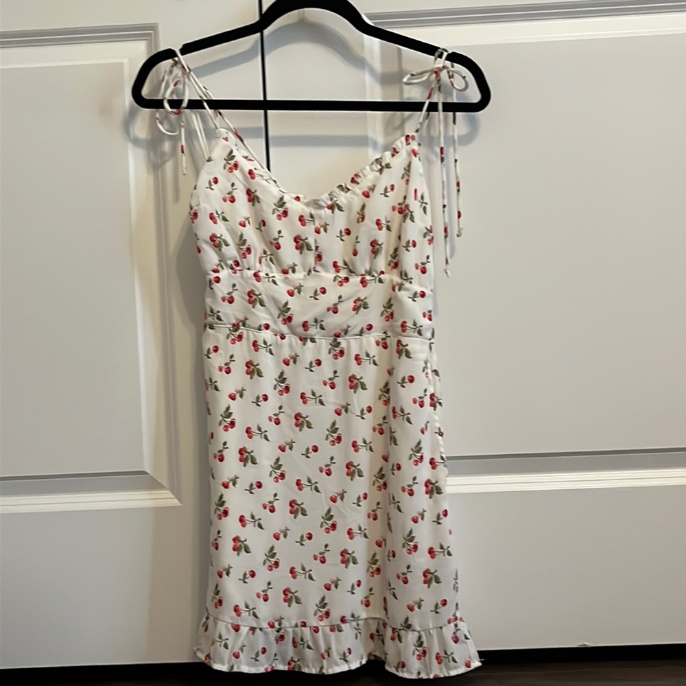 Abercrombie cherry dress